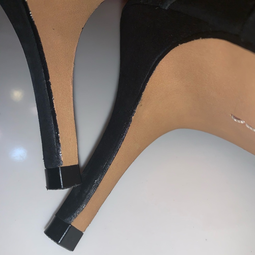 VINCE CAMUTO Strappy heels WOMEN’s size 9.5 - Picture 3 of 16